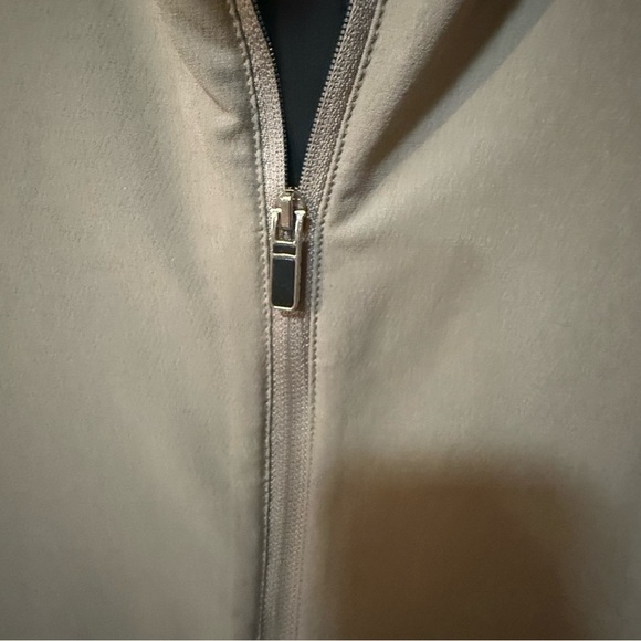 Pebble Beach Water Resistant Wind Breaker Jacket- Size Large - Picture 3 of 11